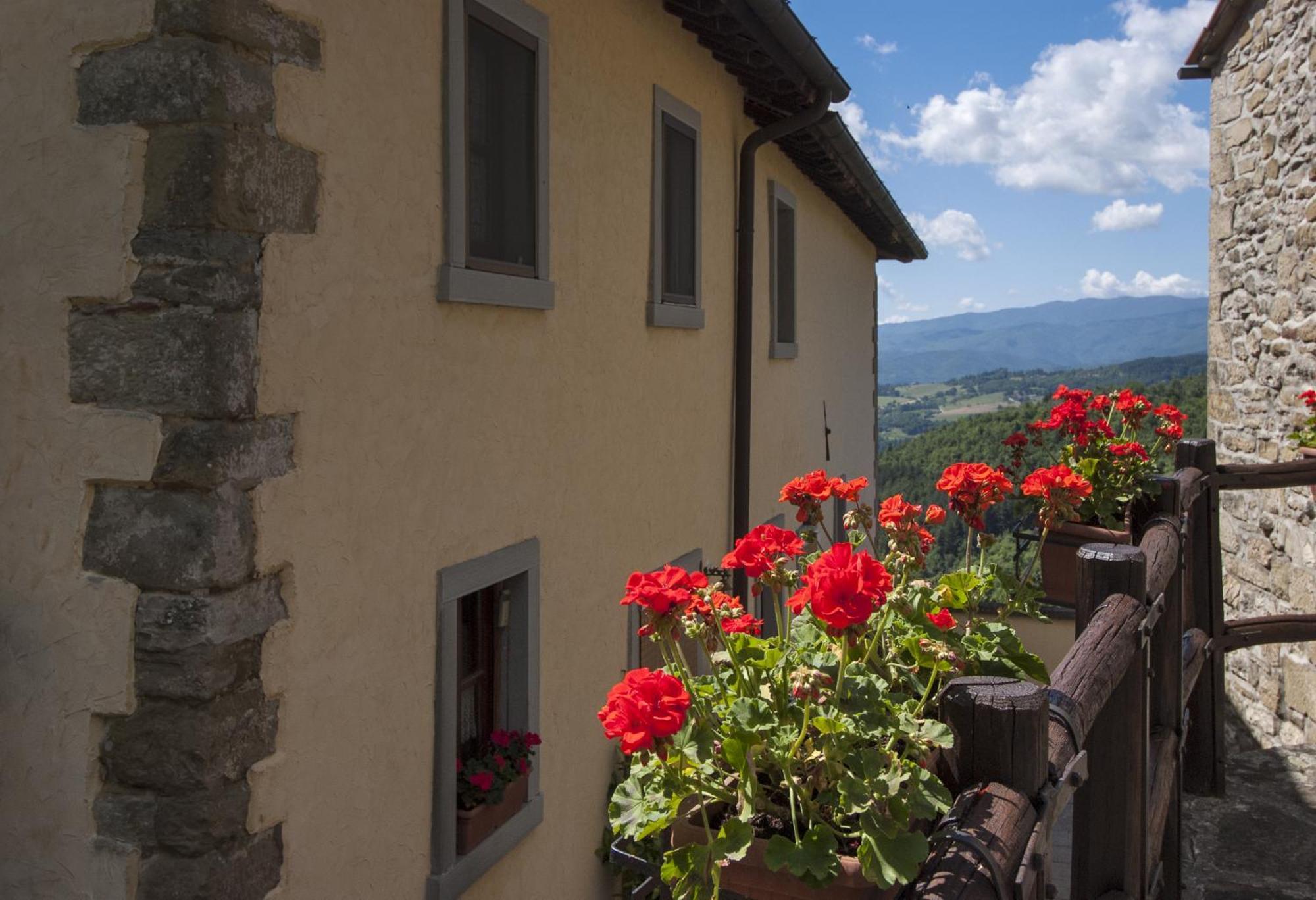 Hotel Borgo Tramonte Pratovecchio Stia Esterno foto